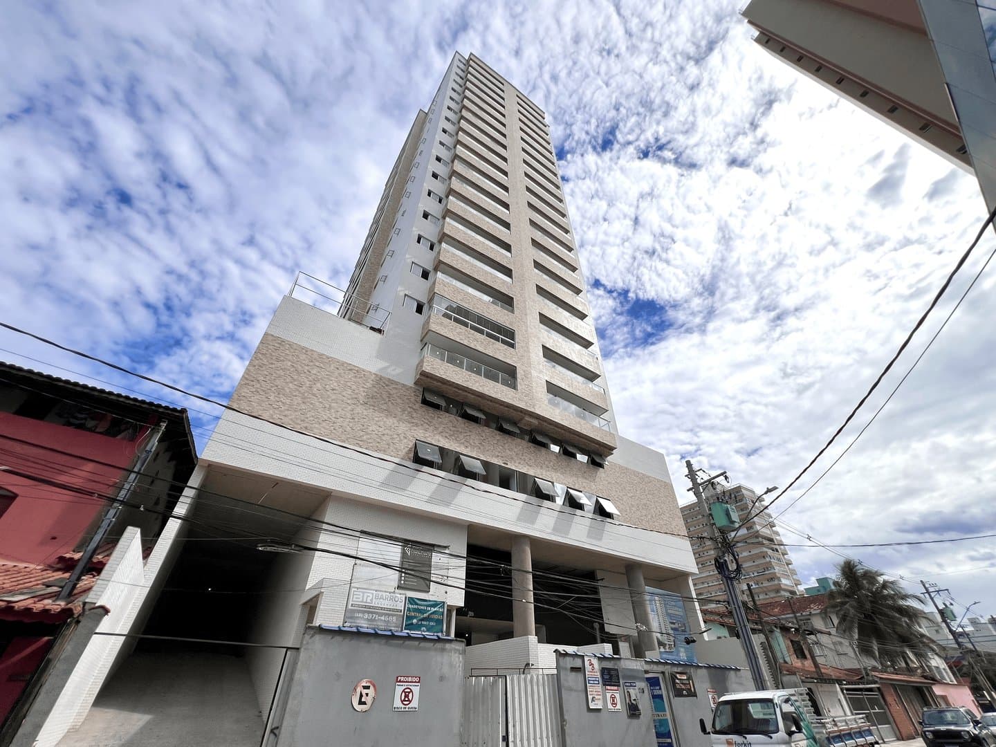 LANÇAMENTO NO BOQUEIRÃO - 1 DORMITÓRIO