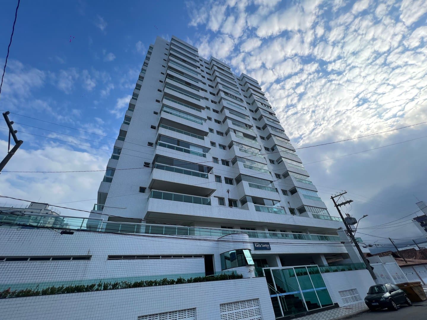 2 DORMITÓRIOS SENDO 2 SUÍTES – SACADA GOURMET