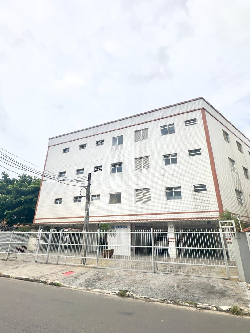 1 DORMITÓRIO MOBILIADO