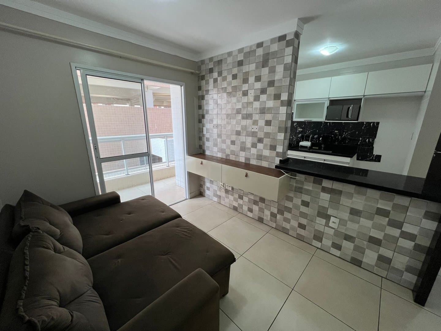 2 DORMITÓRIOS COM 1 SUÍTE - Foto 5