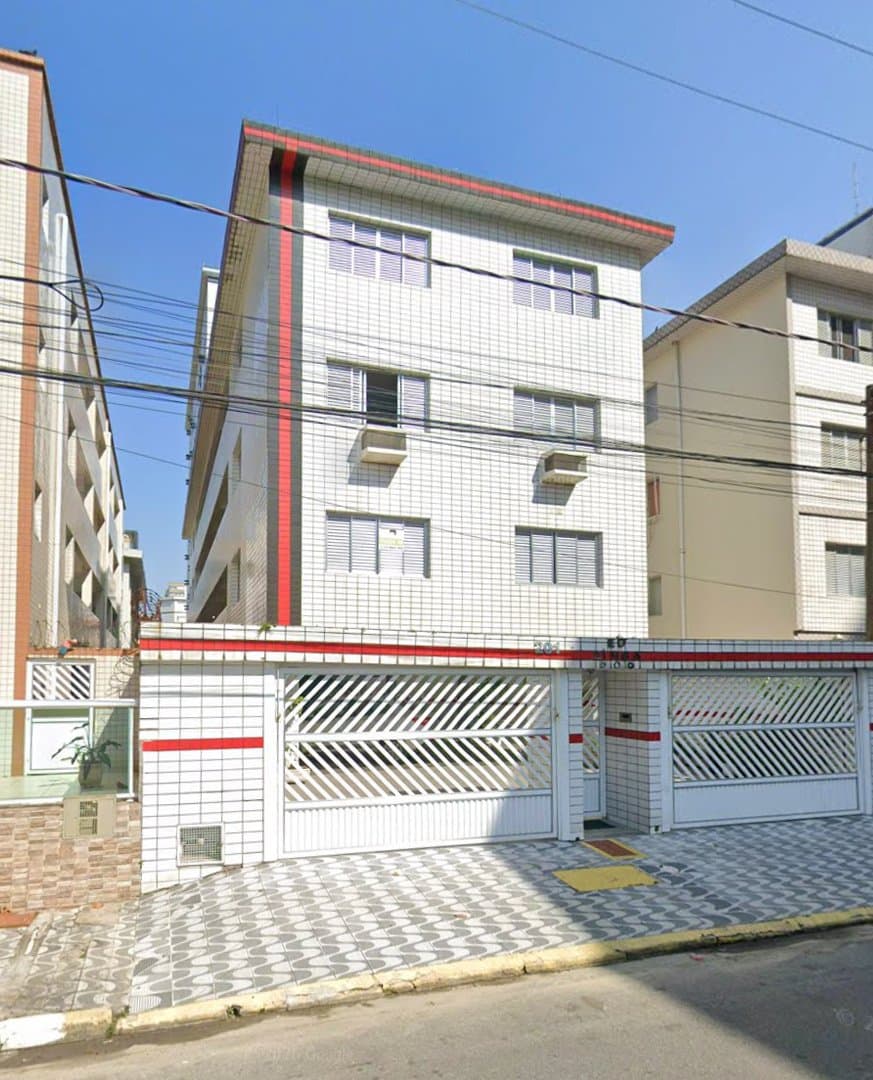 1 DORMITÓRIO A 150M DA PRAIA