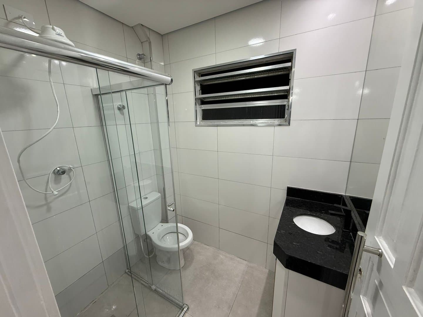 1 DORMITÓRIO MOBILIADO NO CANTO DO FORTE - Foto 3