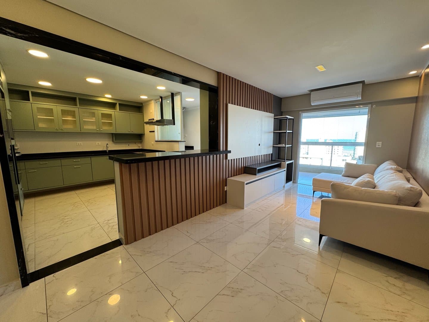 Apartamento na Guilhermina - 3 SUÍTES - Foto 2